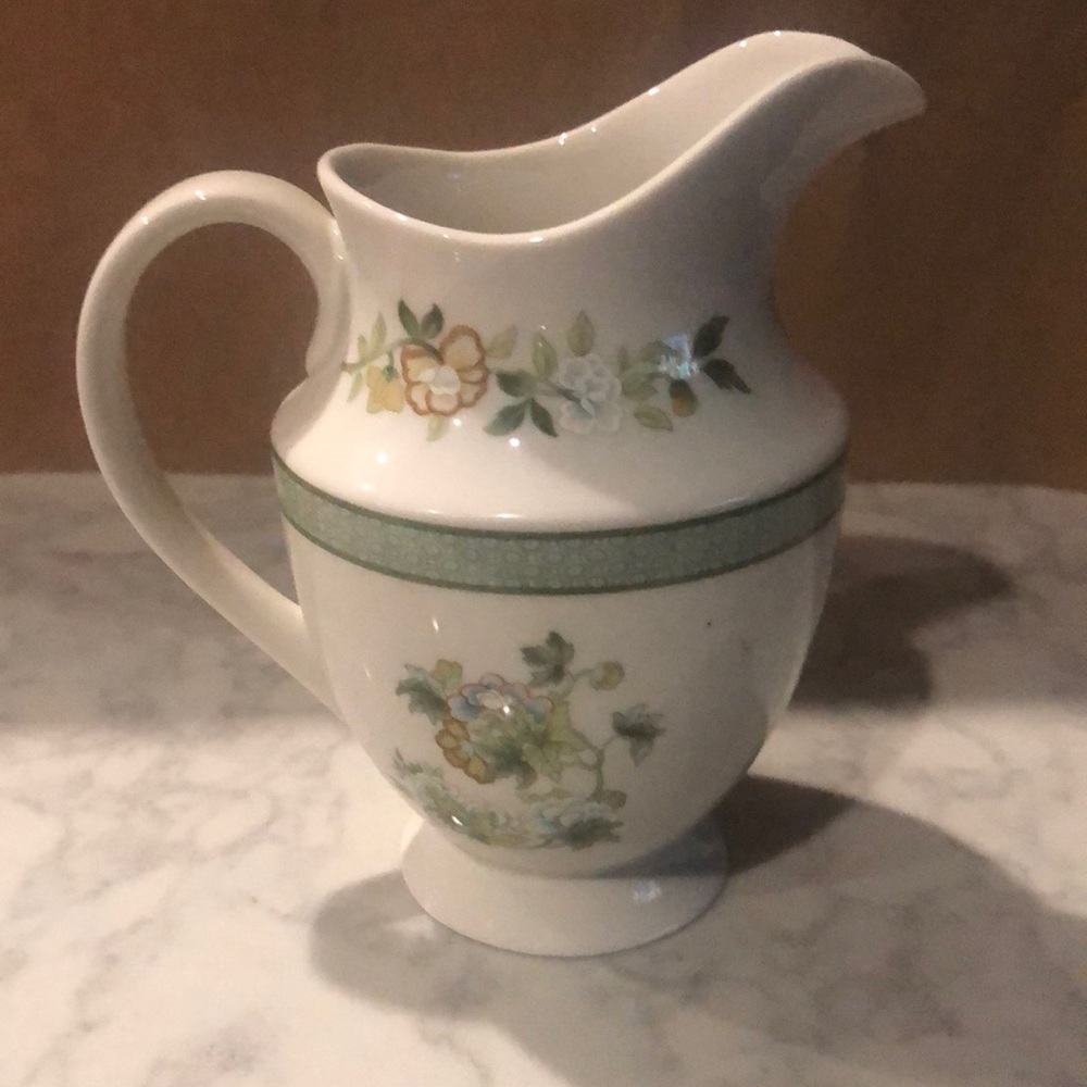 Tonkin by Royal Doulton Creamer